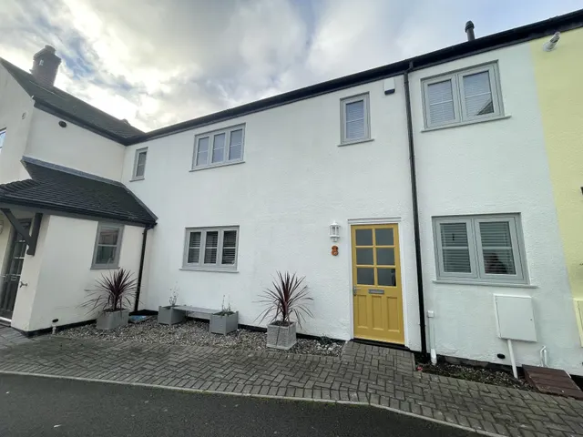 White Hart Mews, Alrewas, DE13, photo 1
