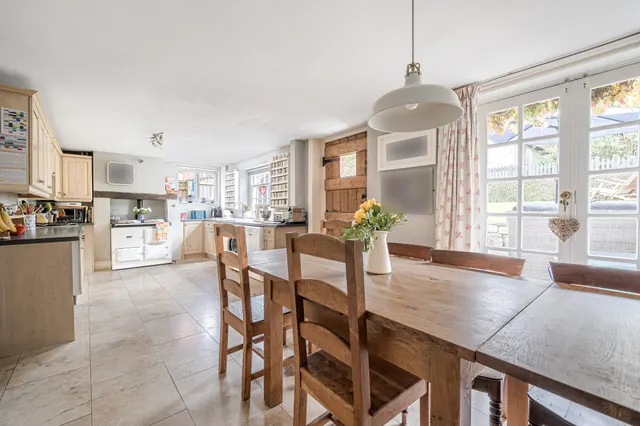 Photo 2 — London Road, Marlborough, SN8