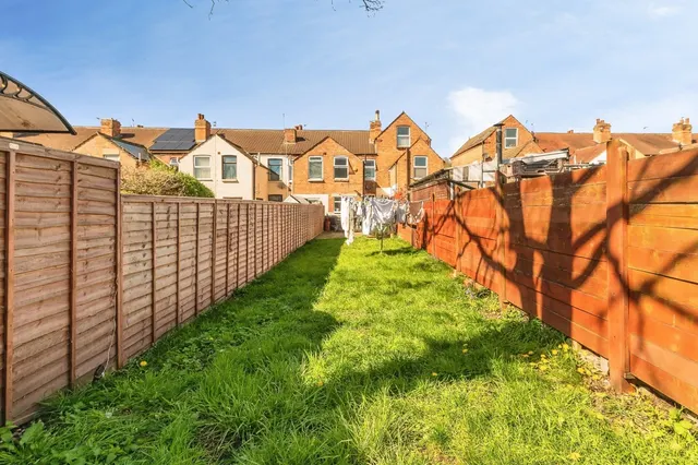 Vale Road, Colwick, Nottingham, Nottinghamshire, NG4, photo 1
