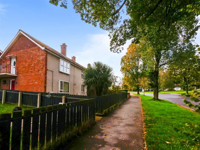 Kilwarlin Walk, Belfast, BT8, photo 2