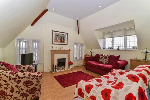 The Willows, Sutton Coldfield, B72, photo 2
