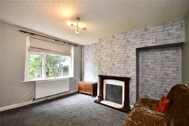 Royley, Royton, OL2, photo 2