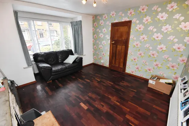 Photo 2 — Mount Road, Braintree