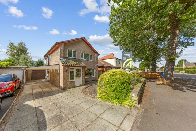 Park Road, Great Sankey, Warrington, Warrington, WA5 3ET, photo 1