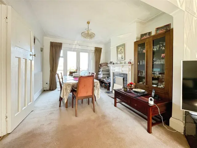 Charldane Road, London, SE9, photo 3