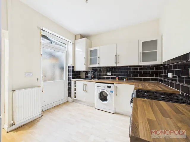 Ewart Street, Saltney Ferry, CH4, photo 3