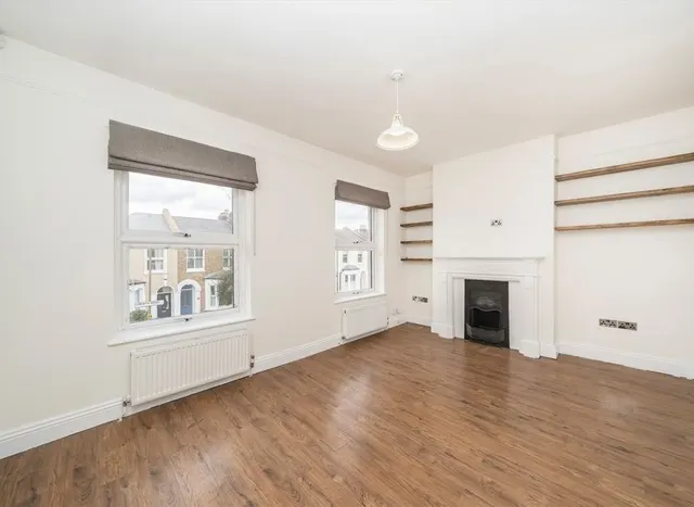 Crewys Road, Peckham, SE15, photo 1