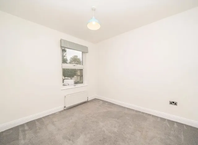 Crewys Road, Peckham, SE15, photo 2