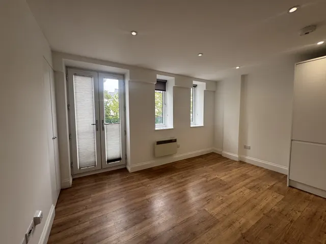 Walton Street, Aylesbury, HP21, photo 3