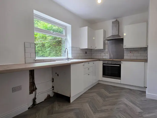 Minver Crescent, Nottingham, NG8, photo 2