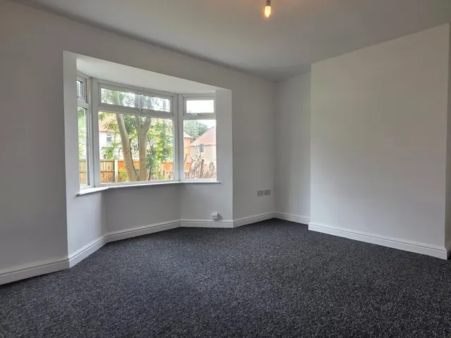Minver Crescent, Nottingham, NG8, photo 1