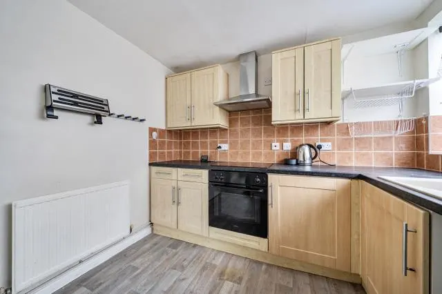 Ingram Avenue, Aylesbury, HP21, photo 3