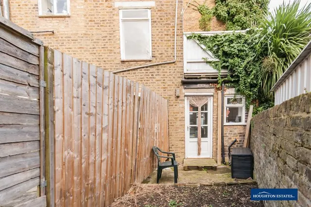 Photo 2 — Portnall Road, Maida Vale W9 3BG