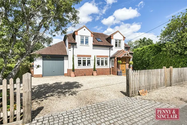 Reades Lane, Gallowstree Common, RG4, photo 1
