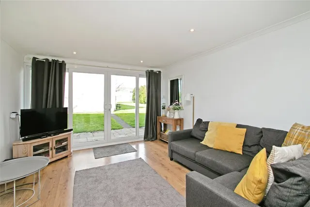 Manor Villas, Atlantic Reach, TR8, photo 2