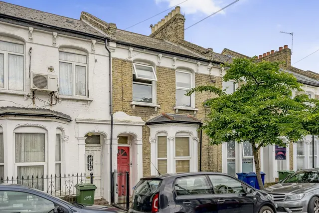 Kincaid Road, London, SE15, photo 1