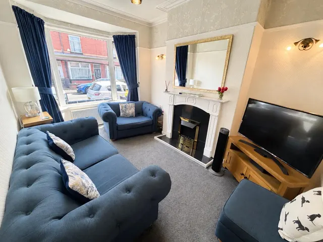 Photo 2 — Clyde Road, Radcliffe, Manchester, M26 4PZ