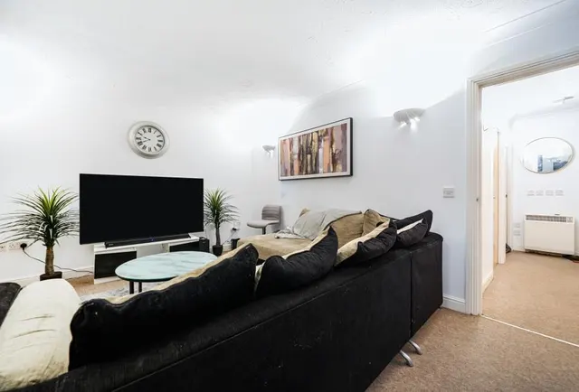 Arthurs Close, Emersons Green, BS16, photo 3