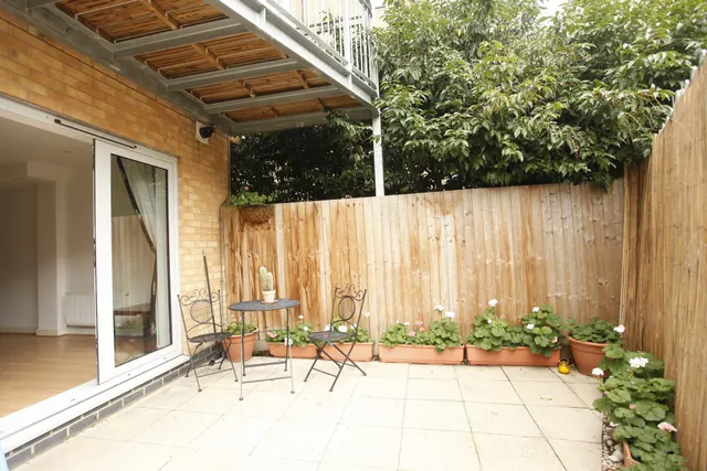 Photo 3 — Flat G01 Taylor House, 3 Storehouse Mews, London