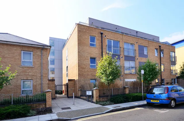Flat G01 Taylor House, 3 Storehouse Mews, London, photo 1
