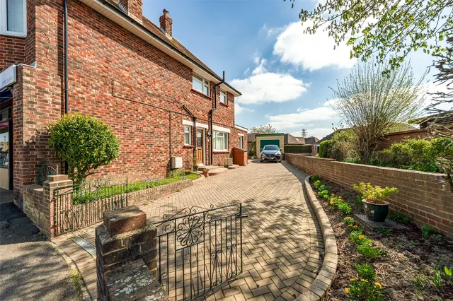 Ferring Street, Ferring, BN12, photo 1