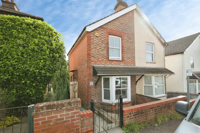 Totteridge Avenue, High Wycombe, HP13, photo 1