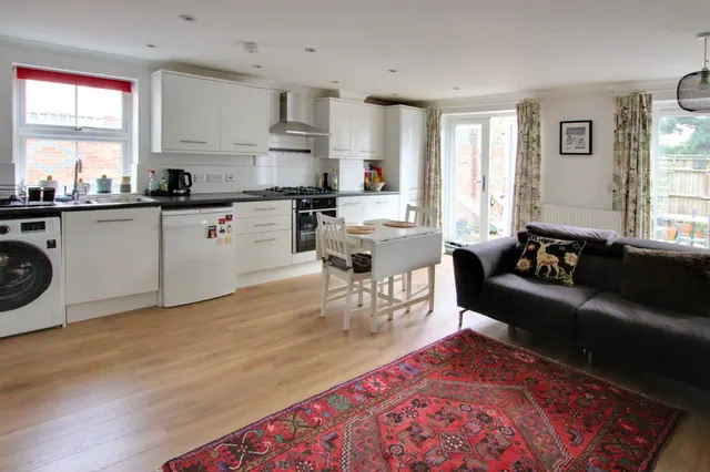 Photo 2 — Flat 1 107a Monks Orchard Road, Beckenham, Beckenham, BR3 3BJ