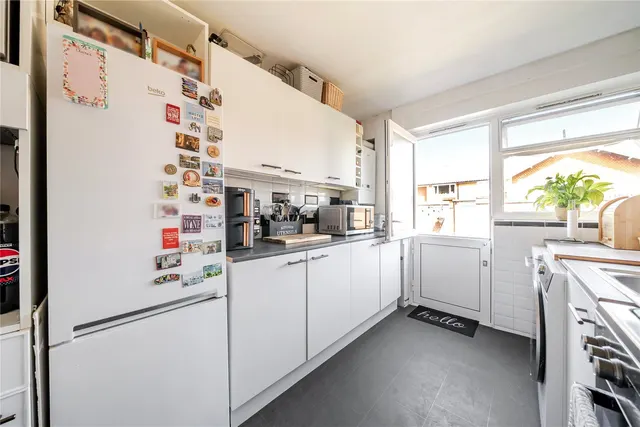 Photo 2 — Clifton Close, Farnborough Village, Kent, BR6