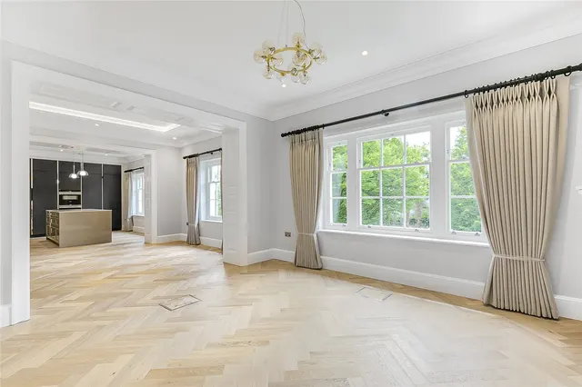 Photo 2 — Totteridge Village, London, N20 8AE