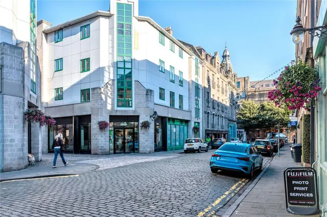 Exchange Street, DD1, photo 1