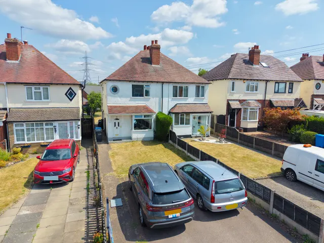 Walsall Road, Churchbridge, WS11, photo 1