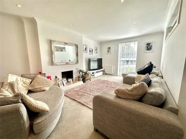 Pennington, Lymington, photo 3