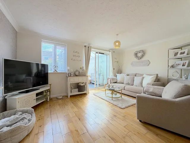 Foxtail Way, Hednesford, WS12, photo 3
