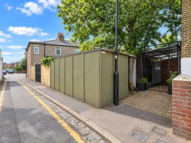 Photo 2 — Old Dover Road, London, SE3