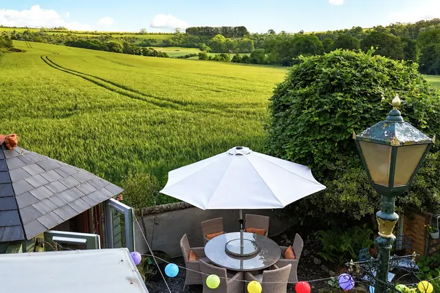 Wellhead Lane, Westbury, photo 2