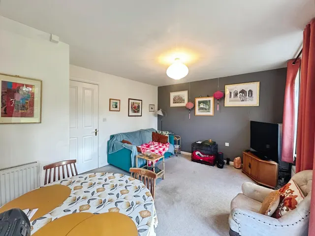 Cawfields Court, Longbenton, NE12, photo 2