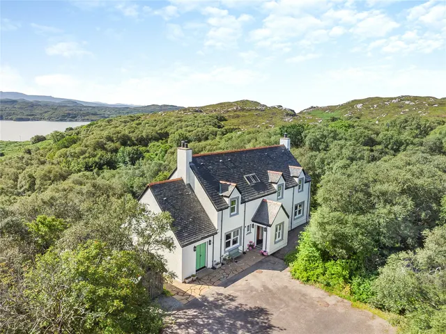 Cnoc Na Doire, Lochinver, Lairg, Highland, IV27 4LP, photo 1