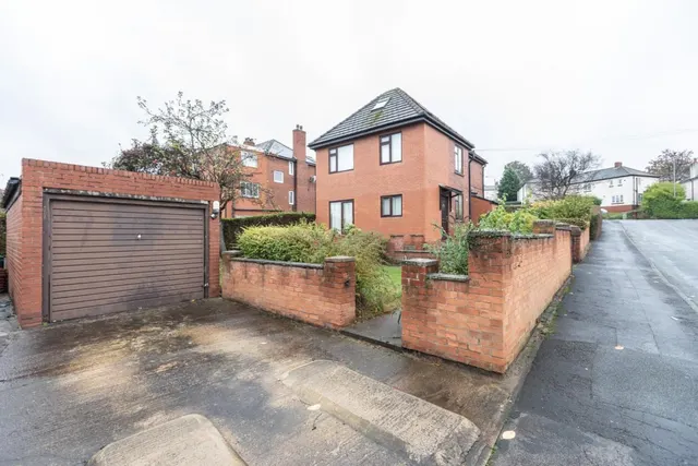 Hill Road, Castleford, photo 1