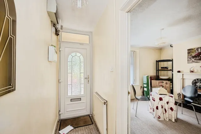Clydach Road, Morriston, SA6, photo 3