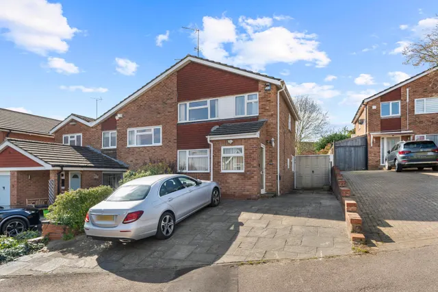 Grange Rise, Codicote, SG4, photo 1