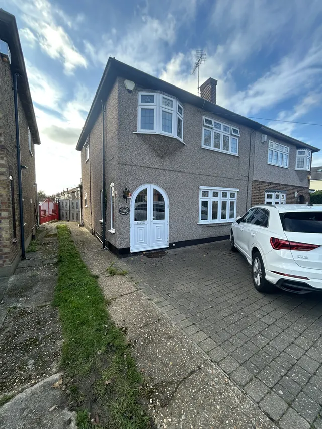Romford, RM1, photo 1