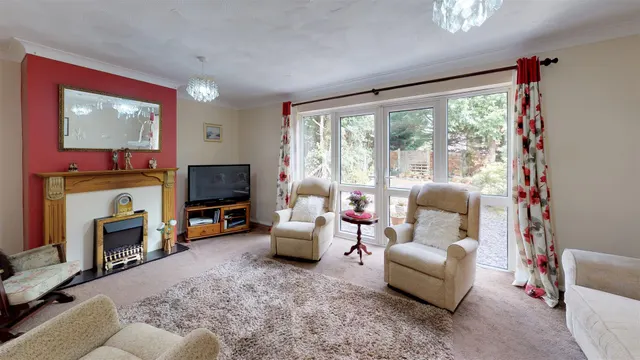 Photo 3 — The Lindens, Loughton