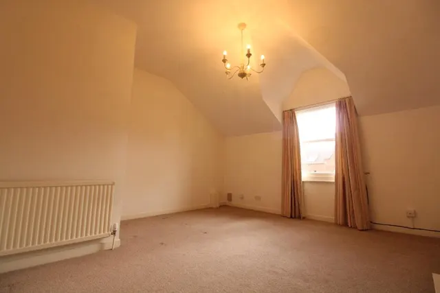Widemarsh Street, Hereford, HR4, photo 3
