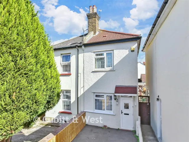 Bensham Lane, Thornton Heath, CR7, photo 1