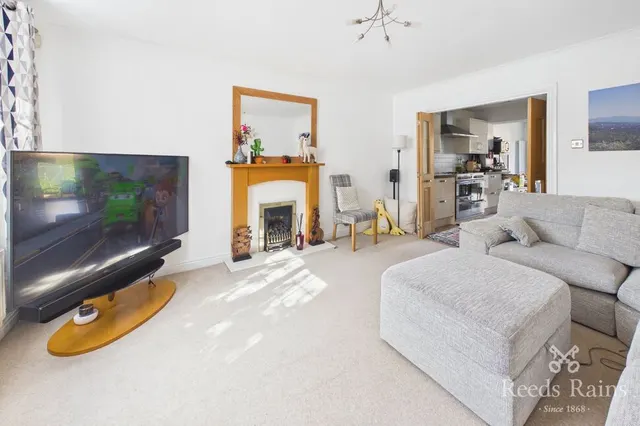 Photo 3 — Fairfield Gardens, Rothwell, LS26