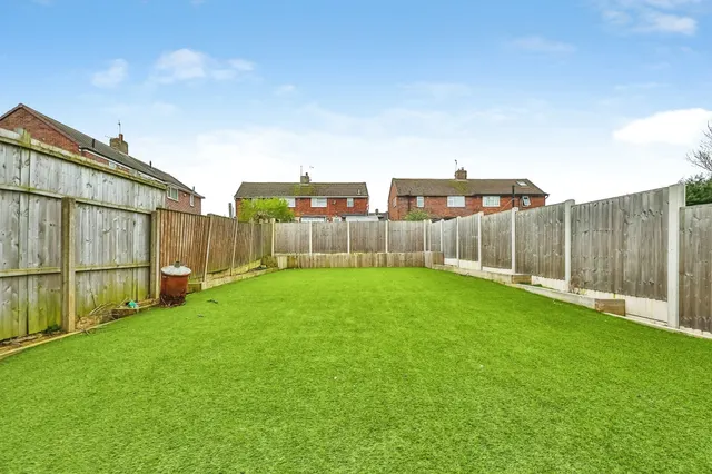 St. Norbert Drive, Ilkeston, DE7, photo 2
