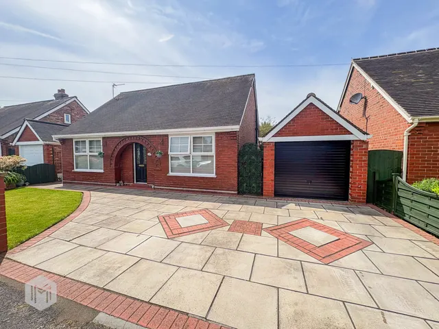 Birch Road, Rixton, Warrington, WA3 6JS, photo 1