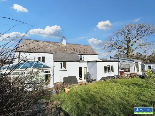 Folly Gate, Okehampton, EX20, photo 1