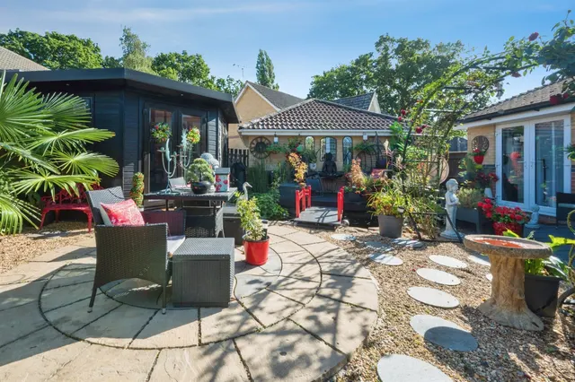 Ascot Road, Horton Heath, SO50, photo 3