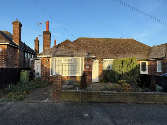 Grange Court Drive, Bexhill-On-Sea, photo 1